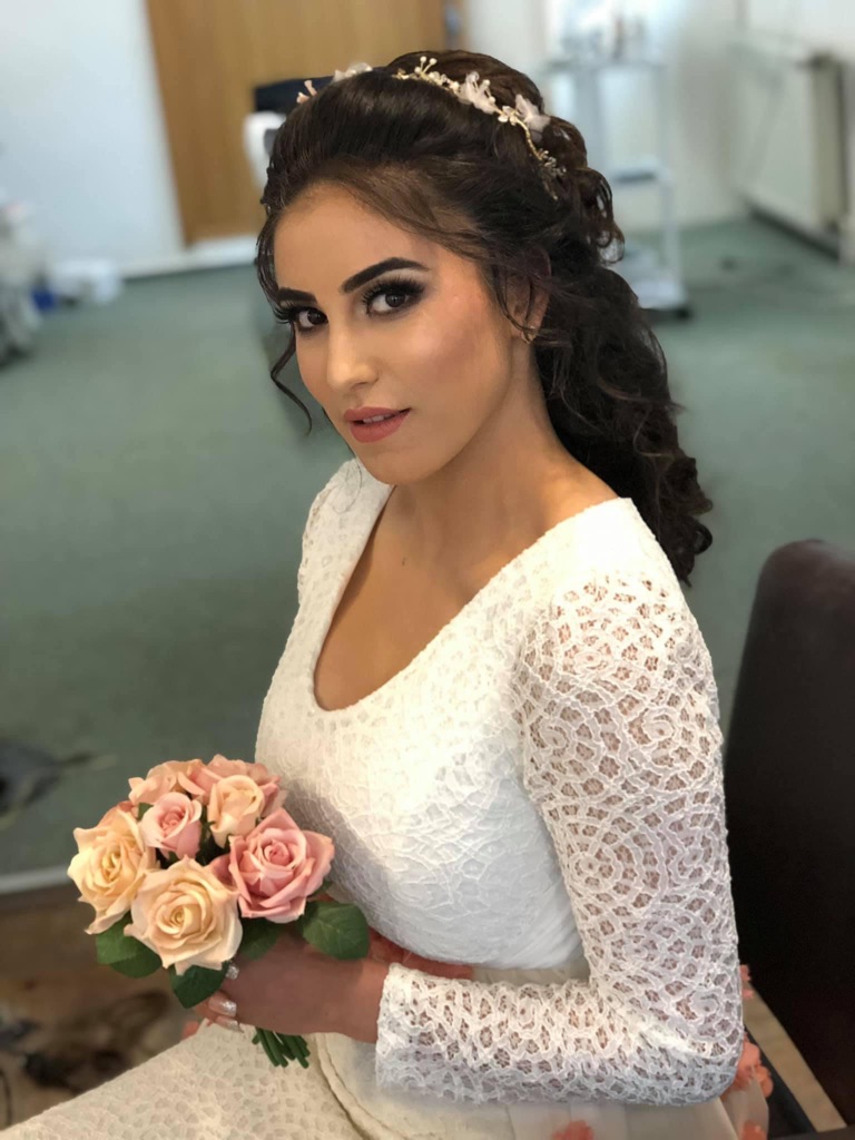 Make-up & Hairstyling