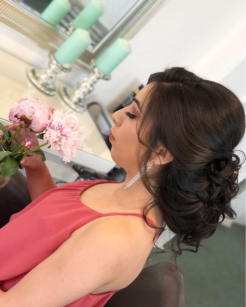 Make-up & Hairstyling